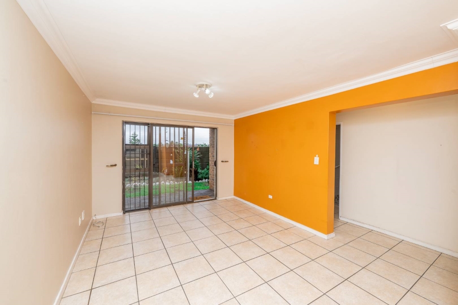 2 Bedroom Property for Sale in Kraaifontein Western Cape